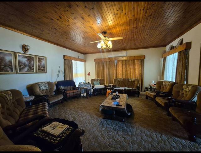 4 BEDROOM HOUSE FOR SALE IN BISHOPS BAY